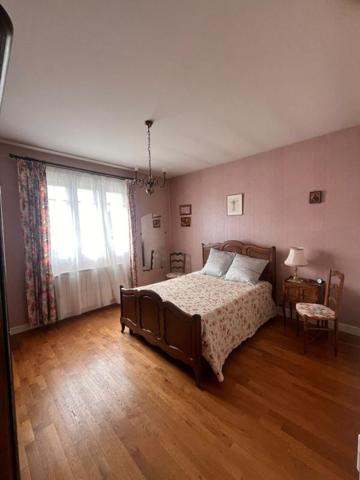 Maison Yzeure 5 pièce(s) 118 m2