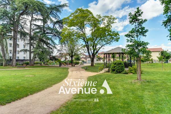 Appartement 4 pièces 103.9 m2