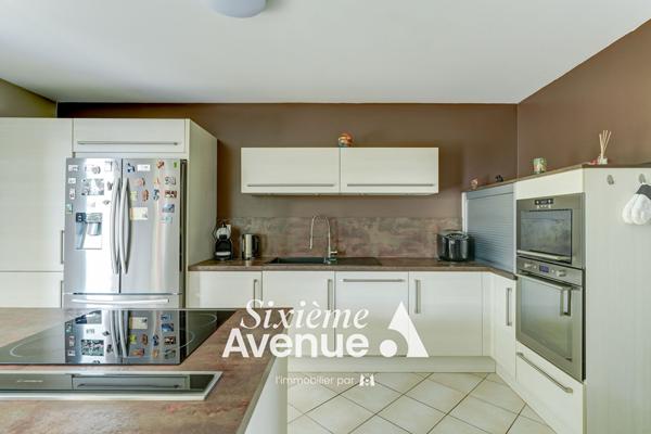 Appartement 4 pièces 103.9 m2