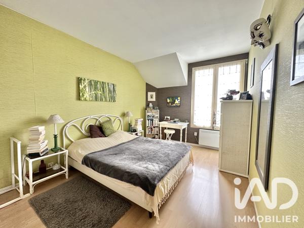 Maison à vendre 6 pièces 123,4 m² Sainte-Geneviève-des-Bois