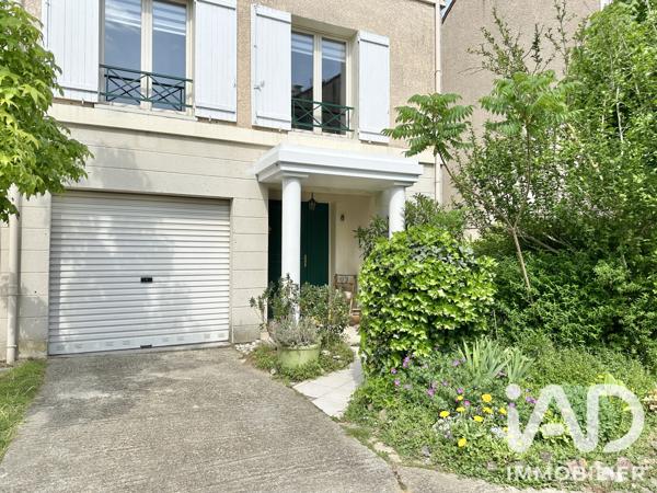 Maison à vendre 6 pièces 123,4 m² Sainte-Geneviève-des-Bois