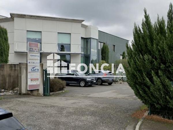 Location Local commercial 1 pièce 160 m² - 8 RUE JEAN MONNET Saint Jean 31240