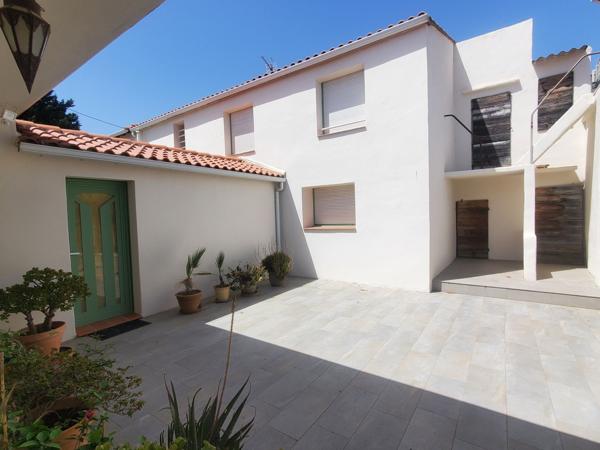 Vente Maison de luxe Perpignan 6 Pièces 204 m²