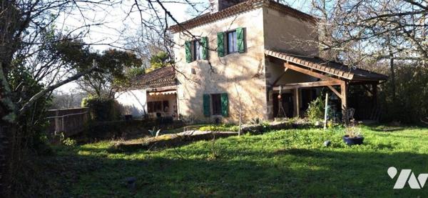 VIC-FEZENSAC, Moulin avec terrain et piscine.