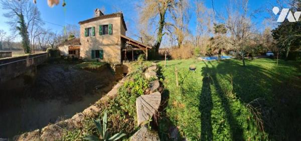 VIC-FEZENSAC, Moulin avec terrain et piscine.