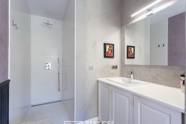 Mas proche d’Uzès dans copropriété avec piscine