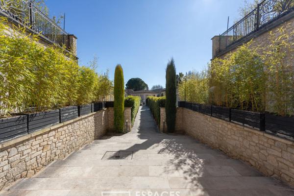 Mas proche d’Uzès dans copropriété avec piscine