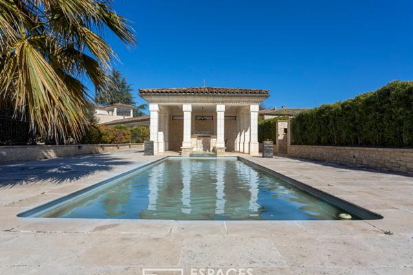 Mas proche d’Uzès dans copropriété avec piscine