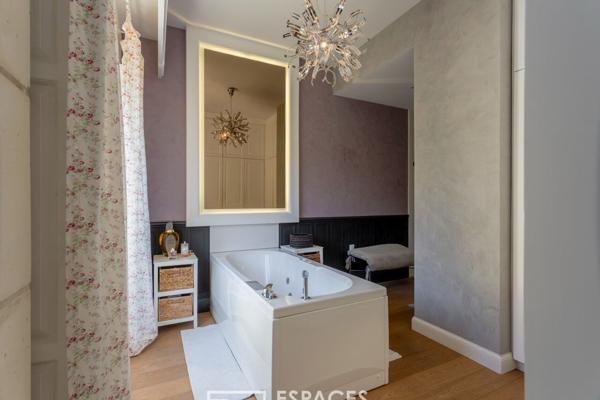 Mas proche d’Uzès dans copropriété avec piscine