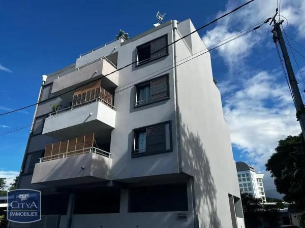 Appartement à louer 1 pièce 29.81m² Saint-Denis (97400)