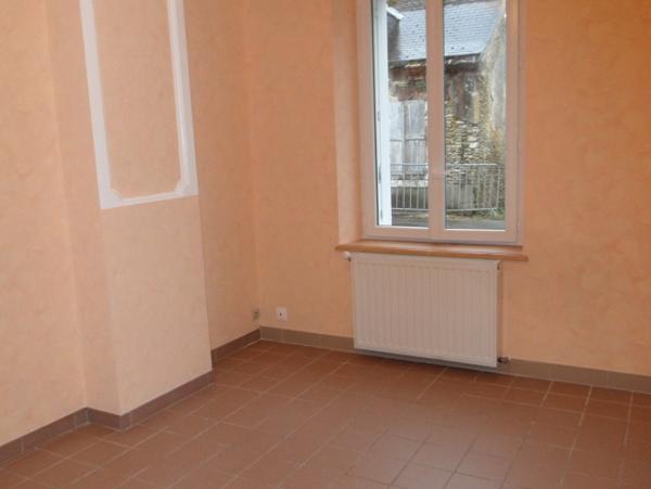 Location Maison de ville 3 pièces Contres (41700)