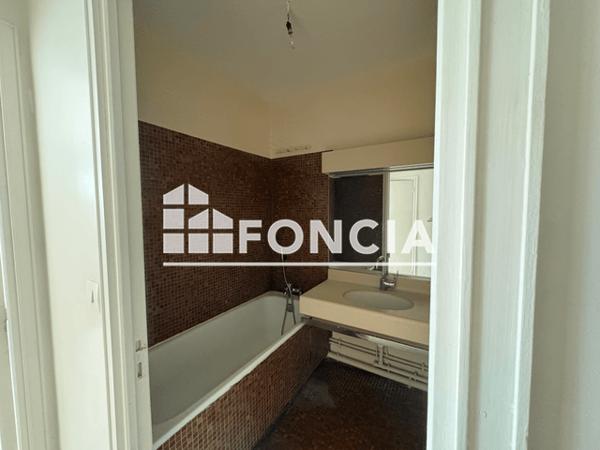 Location Studio 33.37 m² - 15 RUE LOUIS GAIN Angers 49100