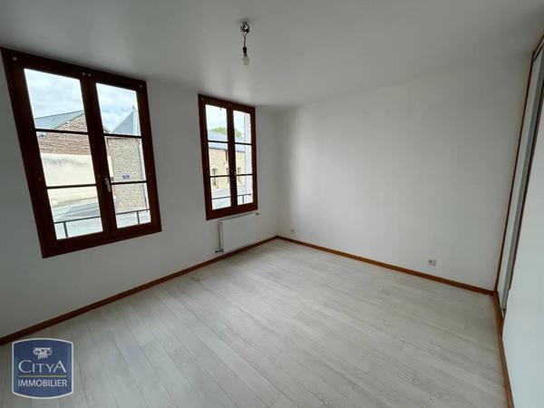 Appartement à louer 3 pièces 69.94m² Condé-lès-Herpy (08360)