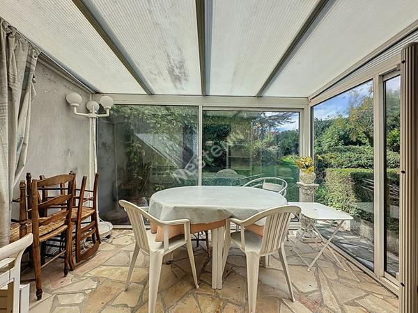 Nantes Hippodrome, en vente exclusive ! Maison dans quartier familial à découvrir, gros potentiel, proche transports en commun, jardin + 600 m² !