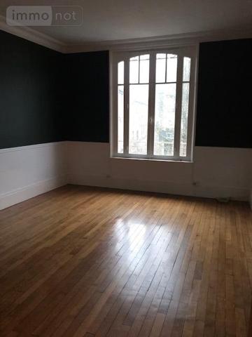 Immeuble à vendre à La Fère dans l'Aisne (02800), ref : 963