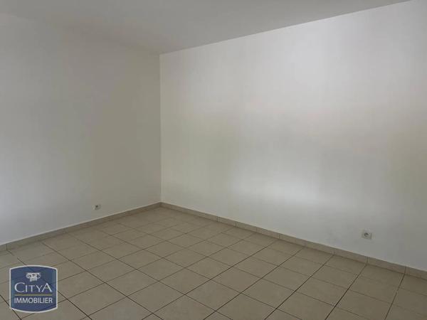 Appartement à louer 3 pièces 60.36m² Trappes (78190)