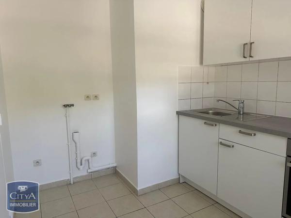 Appartement à louer 3 pièces 60.36m² Trappes (78190)