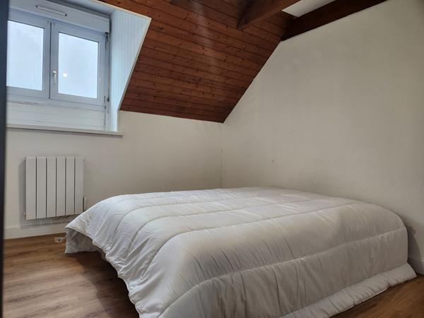 A LOUER appartement duplex T3 meublé Lannilis