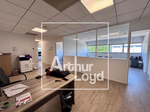 Bureaux à louer à Nîmes dans le parc Georges Besse avec parking privé