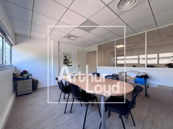 Bureaux à louer à Nîmes dans le parc Georges Besse avec parking privé