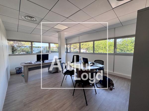 Bureaux à louer à Nîmes dans le parc Georges Besse avec parking privé