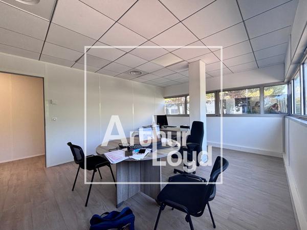 Bureaux à louer à Nîmes dans le parc Georges Besse avec parking privé