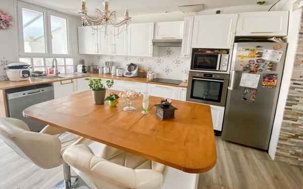 Maison à vendre    4 pièces •  Toury