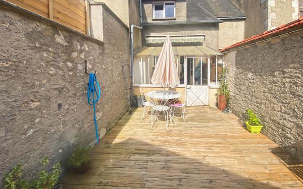 Maison à vendre    4 pièces •  Toury