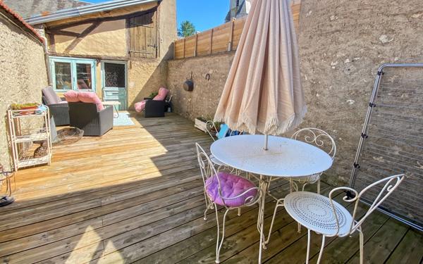 Maison à vendre    4 pièces •  Toury