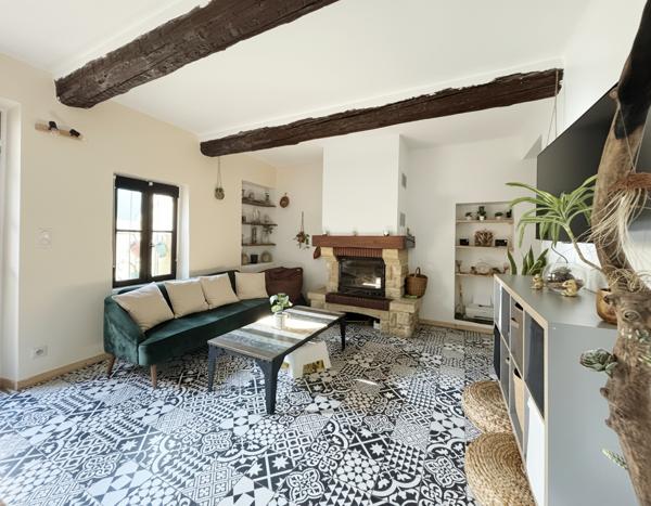 À vendre - Maison de village  Coup de coeur!