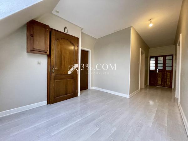 3%.COM – EXCLUSIVITÉ à BITCHE, Maison de Maître de 164m², 5 chambres. Bitche (57230)