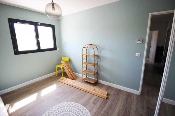 Magnifique villa de 134 m2 hab. sur 2 niveaux (avec terrasse & piscine) aux 3 Lucs à Marseille (12e)