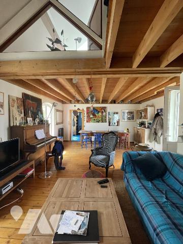 Maison de ville sur la Halage