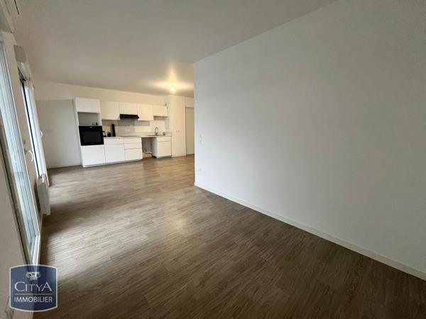 Appartement à louer 3 pièces 75.41m² Angers (49000)