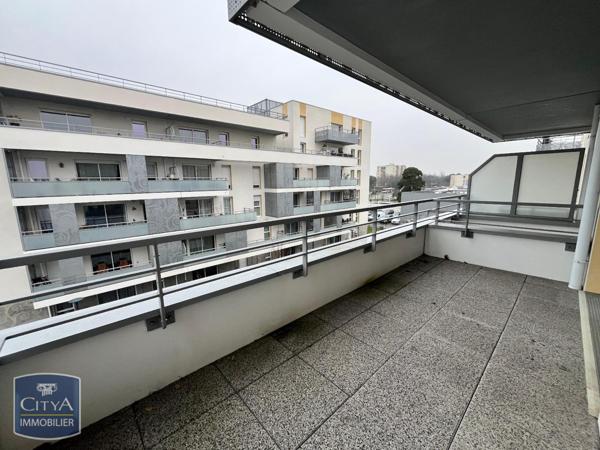 Appartement à louer 3 pièces 75.41m² Angers (49000)