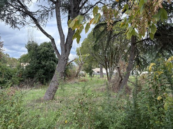 Terrain constructible - Axe Bordeaux / Libourne