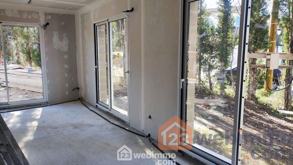 Villas 83 m² à Vernègues 13116