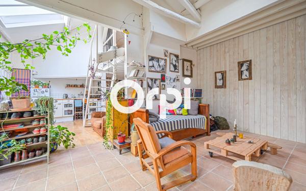 Appartement à vendre    2 pièces • 47 m2 Paris 20