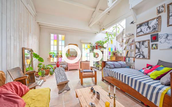 Appartement à vendre    2 pièces • 47 m2 Paris 20