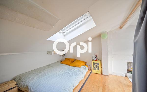 Appartement à vendre    2 pièces • 47 m2 Paris 20