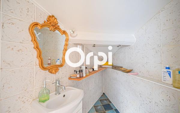 Appartement à vendre    2 pièces • 47 m2 Paris 20