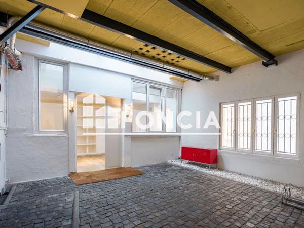 À vendre Local commercial 61.42 m² - Strasbourg 67000
