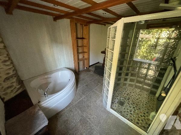 À vendre : Ancien moulin à eau entièrement rénové – Charme et volumes exceptionnels