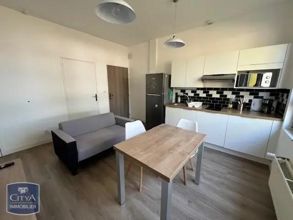 Appartement à louer 1 pièce 9.59m² Changé (53810)