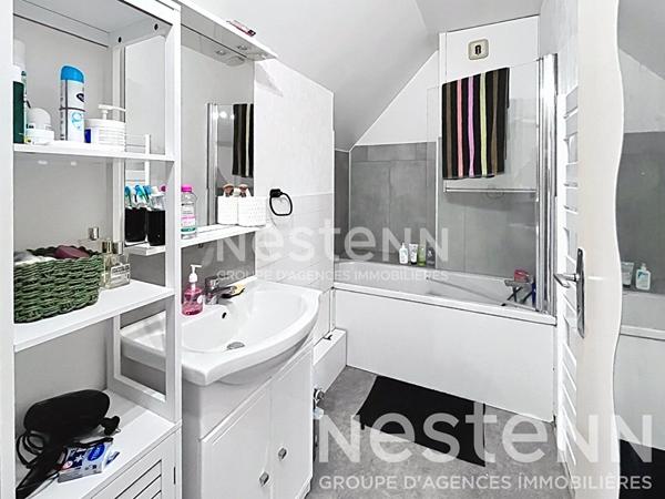 A VENDRE sur ANGERS Quartier La Madeleine grand appartement T2 en duplex de 48 m² !