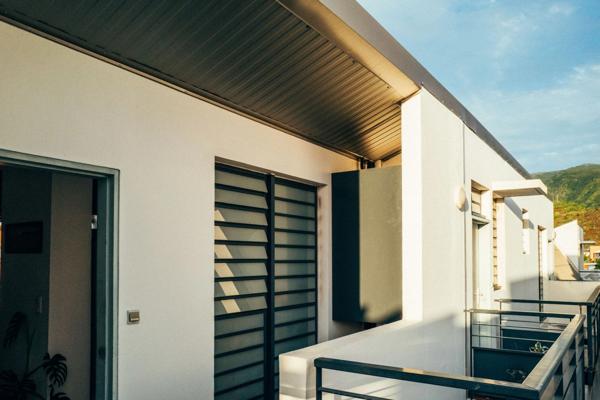 T2 toît terrasse d'exception à la Possession