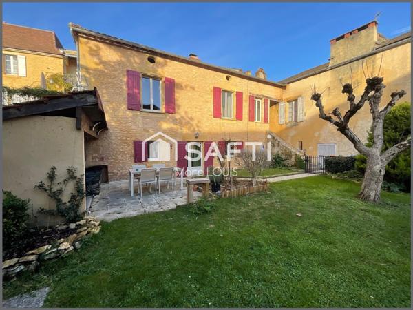 Maison de village avec jardin