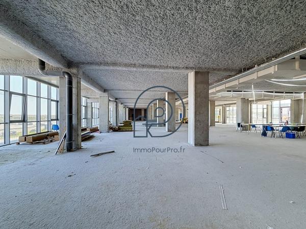 Dunkerque – Bureaux neufs face mer | 941 m² divisibles dès 400 m² | Marina | À vendre
