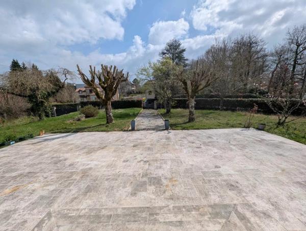 Vente Maison 6 pièces 156 m2 à Gourdon