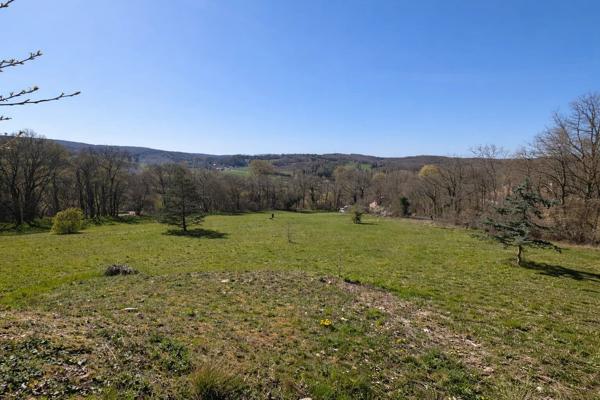 Vente                                                      Maison
                        
                     6 pièces                      165 m2                     à Salviac